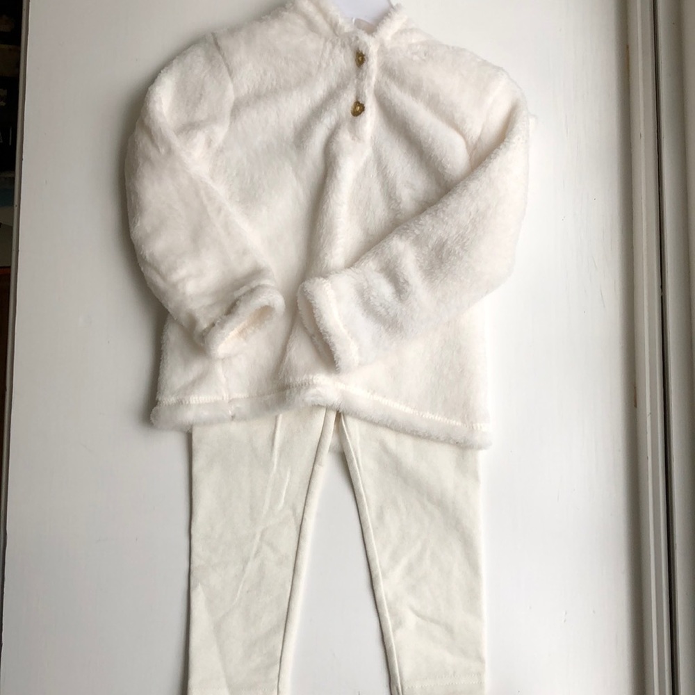 NWT Carter’s Top & Leggings 24m